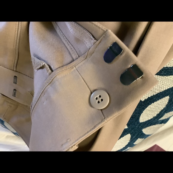 Club Monaco Women Pants - Picture 6 of 6